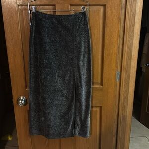 Cute and comfy long skirt!